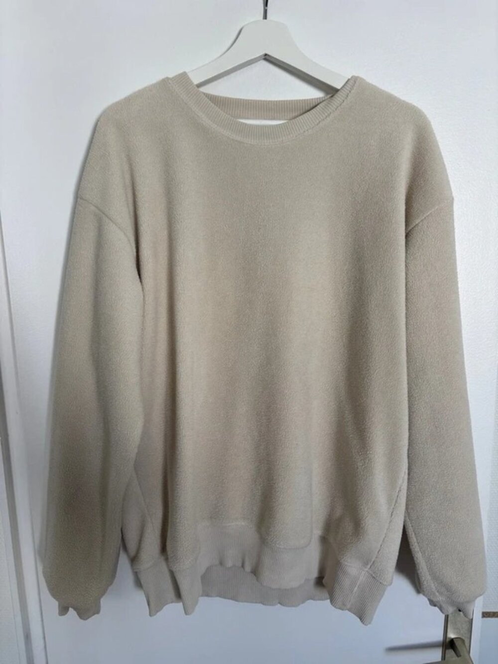 Beige Crewneck Sweatshirt Relaxed Fit, Women’s Size L